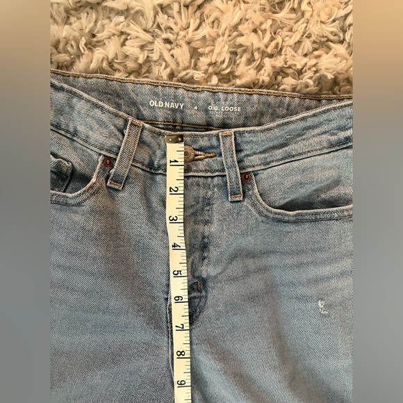 Distressed loose straight leg mom jeans - Picture 3 of 6